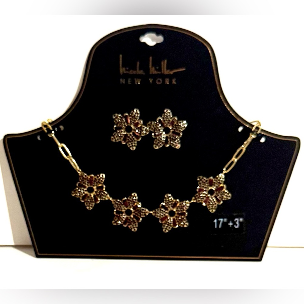 Nicole Miller Black/Gold w/red stones Floral Necklace and Earrings SET